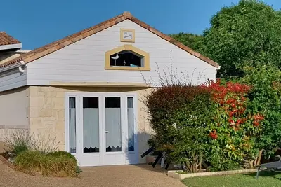 Image de Maison Plain-pied-Cadre agréable-Proche Commerces