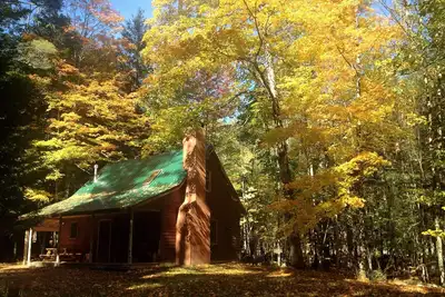 Image de Brookside Cabin dans les bois