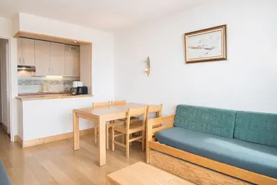 Image de T2 41m², Sud\/Ouest, 500m des pistes, Wifi, Tv