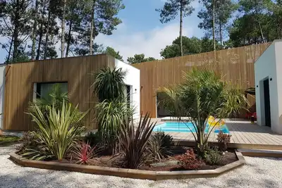 Image de Villa climatisèe, 4 chambres, 4sdb, piscine chauffé, jacuzzi, sauna