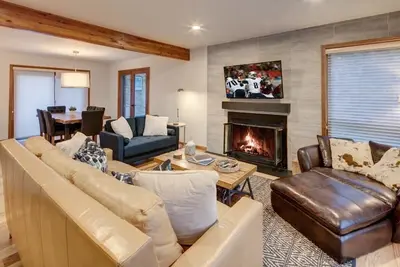 Image de The Rossie Hill Residence - 3br Townhouse, Mins to Dv and Old Town