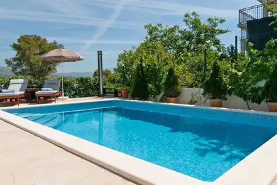 Image de Maison de vacances privée avec Wifi, piscine privée, climatisation, Tv, terrasse, parking