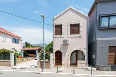 Image de Appartement d'une chambre avec air conditionné Kastel Stari, Kastela (A-15894-a)