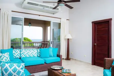 Image de RĂo Dulce V-13: Penthouse avec vue sur la mer