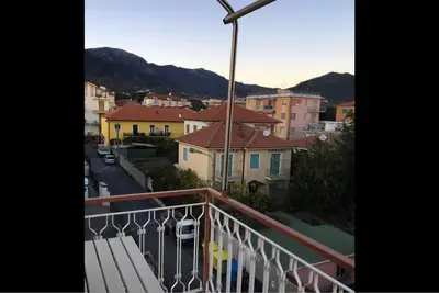 Image de Appartament Loano vue mer 700m de la mer, parking Privée