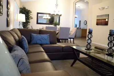 5 * luxe «Devine Villa» dans une résidence fermée, piscine privée et Wifi et appels gratuits