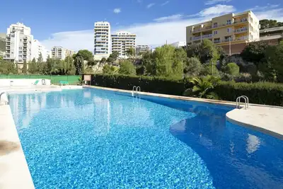 Image de Joli appartement pour 4 personnes avec climatisation, Wifi, piscine, Tv, terrasse et parking