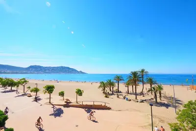 Image de Confortable appartement pour 4 personnes avec piscine, Wifi, Tv et terrasse