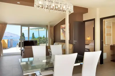 Image de Appartement \"Silvana\" Taormina Mer - 100 Mt De La Plage - Magnifiquement meublé