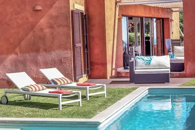 Image de Belle maison de vacances privée avec Wifi, climatisation, piscine privée, Tv, patio, parking