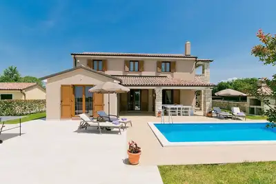 Image de Maison de vacances privée avec Wifi, piscine privée, climatisation, Tv, terrasse, vue panoramique