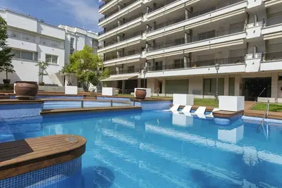 Image de Bel appartement pour 6 personnes avec piscine, Wifi, Tv, patio, animaux admis et parking