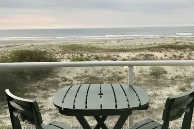 Image de Best Beachfront-Beautiful Ocean Views-Perfect location-Octobre Réductions!
