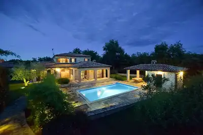 Image de Villa de luxe avec piscine chauffée