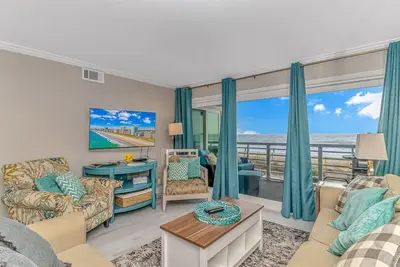 Image de Lux Ocnfront W / Pool! Premier Partenaire! U Ne Perdure Pas $ De L'Ouragan