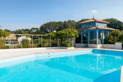 Image de Maison de vacances aux Mathes La Palmyre à proximité des plages