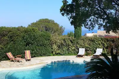 Image de Belle maison de vacances privée avec piscine privée, Wifi, Tv, terrasse et parking