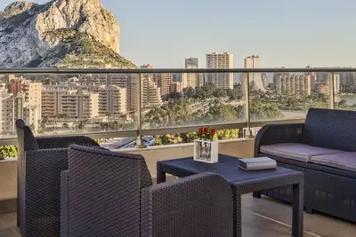 Image de Agréable appartement pour 4 personnes avec piscine, Wifi, climatisation, Tv, terrasse et parking