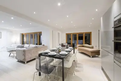 Image de Sea Heights - Quatre Chambres Maison, Couchages 8