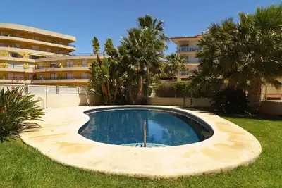 Image de Agréable appartement pour 4 personnes avec Wifi, piscine, climatisation, Tv, terrasse et parking