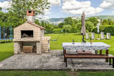 Image de Bel appartement pour 4 personnes avec Wifi, piscine privée, climatisation, Tv, terrasse et parking