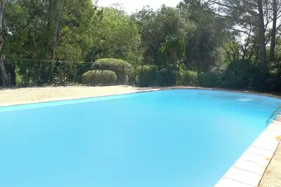 Image de Joli appartement pour 4 personnes avec Wifi, piscine, Tv, terrasse et parking