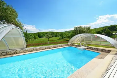 Image de Maison de vacances privée avec Wifi, climatisation, piscine, Tv, terrasse, vue panoramique, parking
