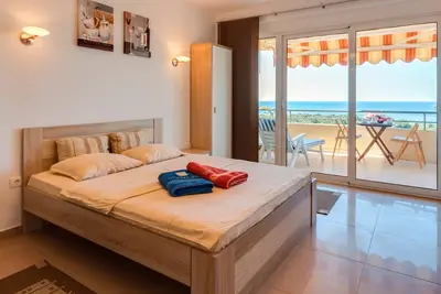 Image de Appartement \/ app. pour 2 personnes avec 50m² à Utjeha (29623)