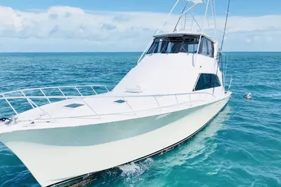 Image de Key West Livin 'Beautiful 50' Yacht avec 3 lits, 2 salles de bain 6 couchages.