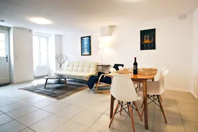 Image de Chalet dans la partie historique de la bastide fluviale Sainte Foy la Grande