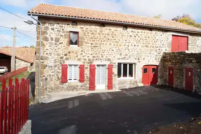 Image de Maison rurale rénovée à Villeverte ***