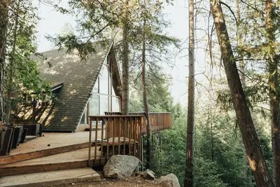 Image de Shasta A Cabine avec vue