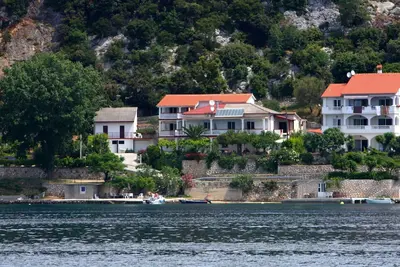 Image de Appartement d'une chambre prés de la plage Supetarska Draga - Gornja, Rab (A-2016-f)
