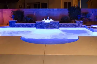 Image de Destination de vacances! Maison privée avec piscine et spa.