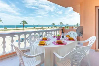 0076-Gran Reserva Appartement rénové face à la plage