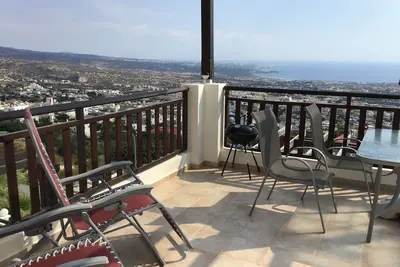 Image de Appartement de luxe avec vue spectaculaire sur le sud, la mer et la montagne