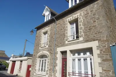 Image de Belle maison de vacances privée pour 2 personnes avec Wifi, Tv, terrasse et parking