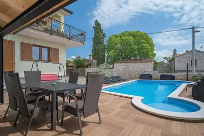 Image de Bel appartement avec piscine, Wifi, climatisation, Tv, terrasse, animaux admis et parking