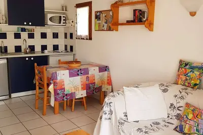 Image de Pavillon 2 pièces avec mezzanine, animaux et parking, proche plage