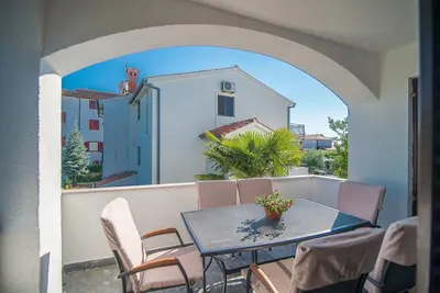 Image de Complexe d'appartements Dino \/ Appartement 3 chambres Dino Ii avec balcon