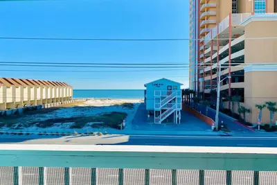 Image de Lani Kai Village 211 - Magnifiquement rénové Condo!