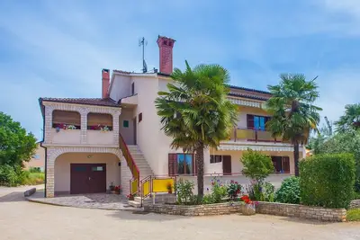 Image de Appartement Koseto Iii au premier étage avec balcon