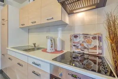 Image de Appartement Kardumovic Ii Brown avec vue sur le jardin