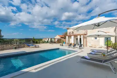 Image de Maison de l'année en Istrie - Villa Famiglia