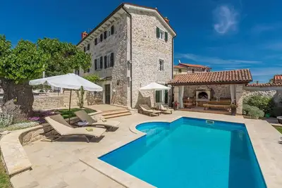 Image de Villa Parentium avec piscine privée