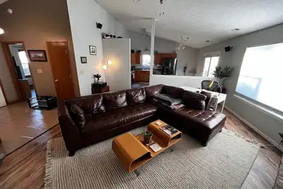 Image de ★ minutes de la maison entière de Purdue ★ 3bd \/ 2ba