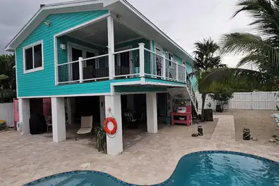 Image de 3\/2 Ocean Access Pool Home sur Cudjoe Key. 20 miles Ă Key West ou Marathon.