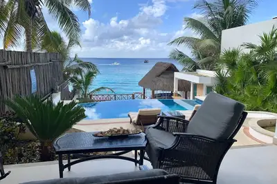 Image de Spectaculaire Accueil Oceanfront W \/ Pool Private. Villa Paradise.