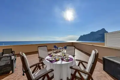 Image de Tramontana, appartement Tramontana en face de la plage de Levante Ă Calp, Alicante