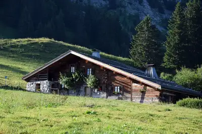 Image de Gîte du Vieux Madrier à La Clusaz, chalet 15 pers vue imprenable au calme.